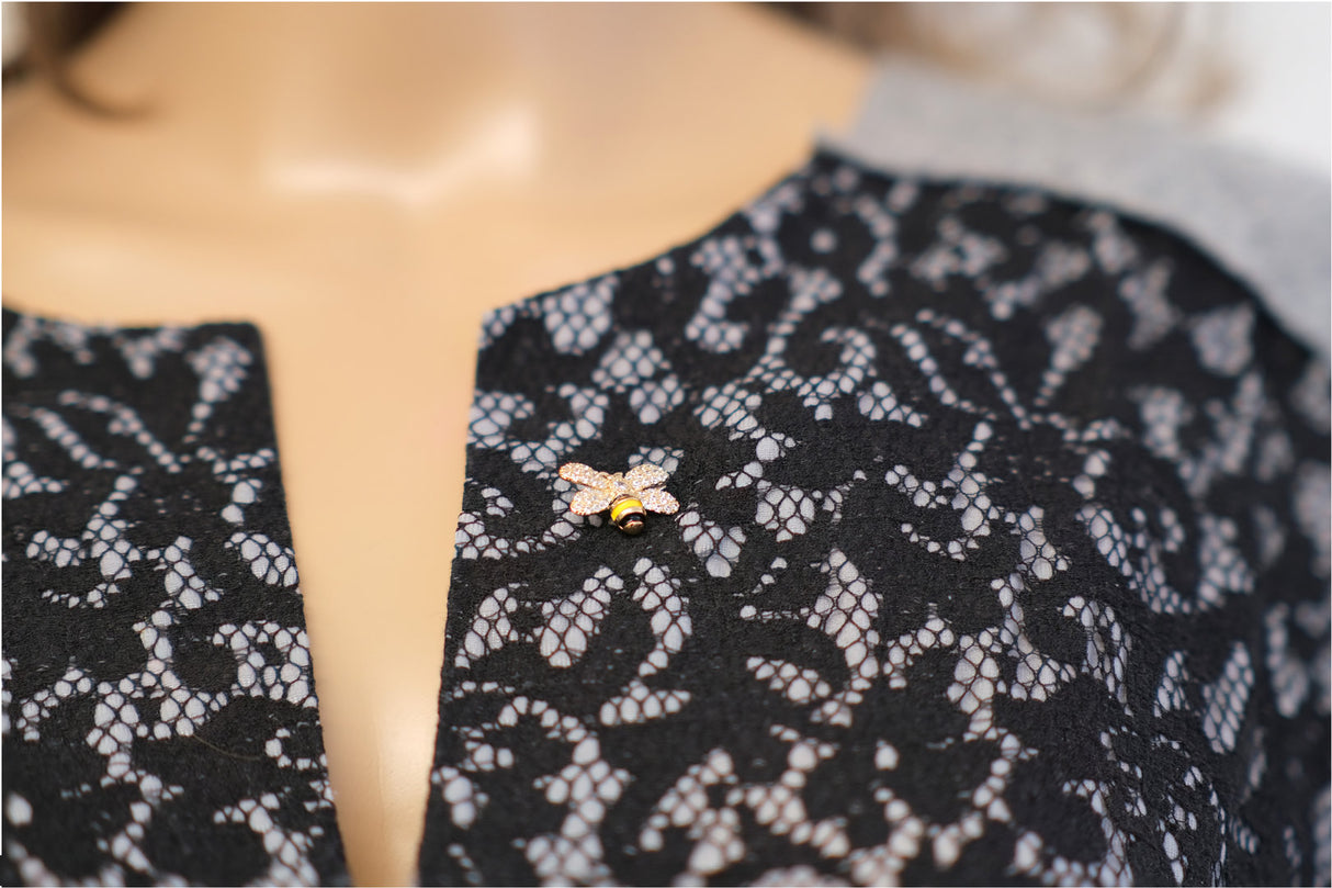 Spilla a forma di ape con stella, piccoli gioielli alla moda in design ape