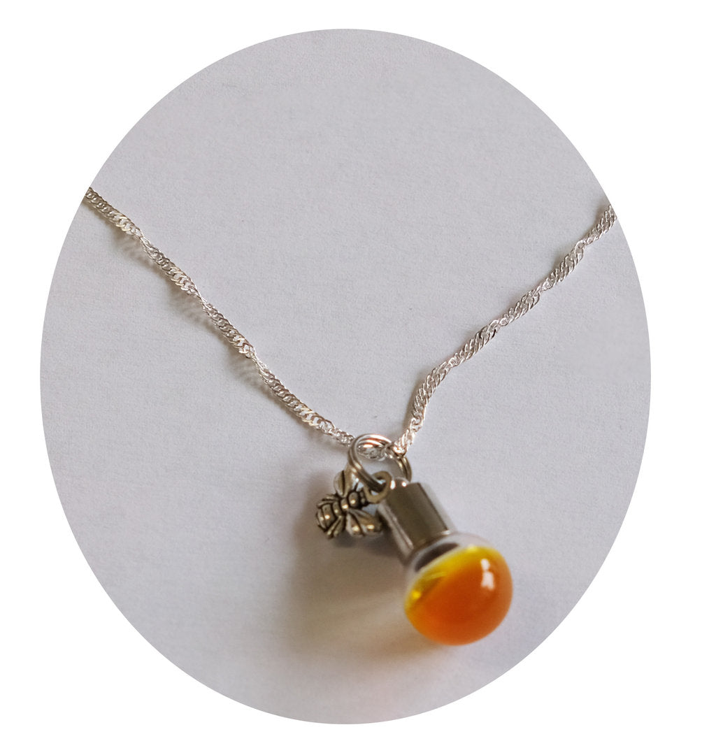 Kettingen verschillende ontwerpen mode-sieraden bijenontwerp