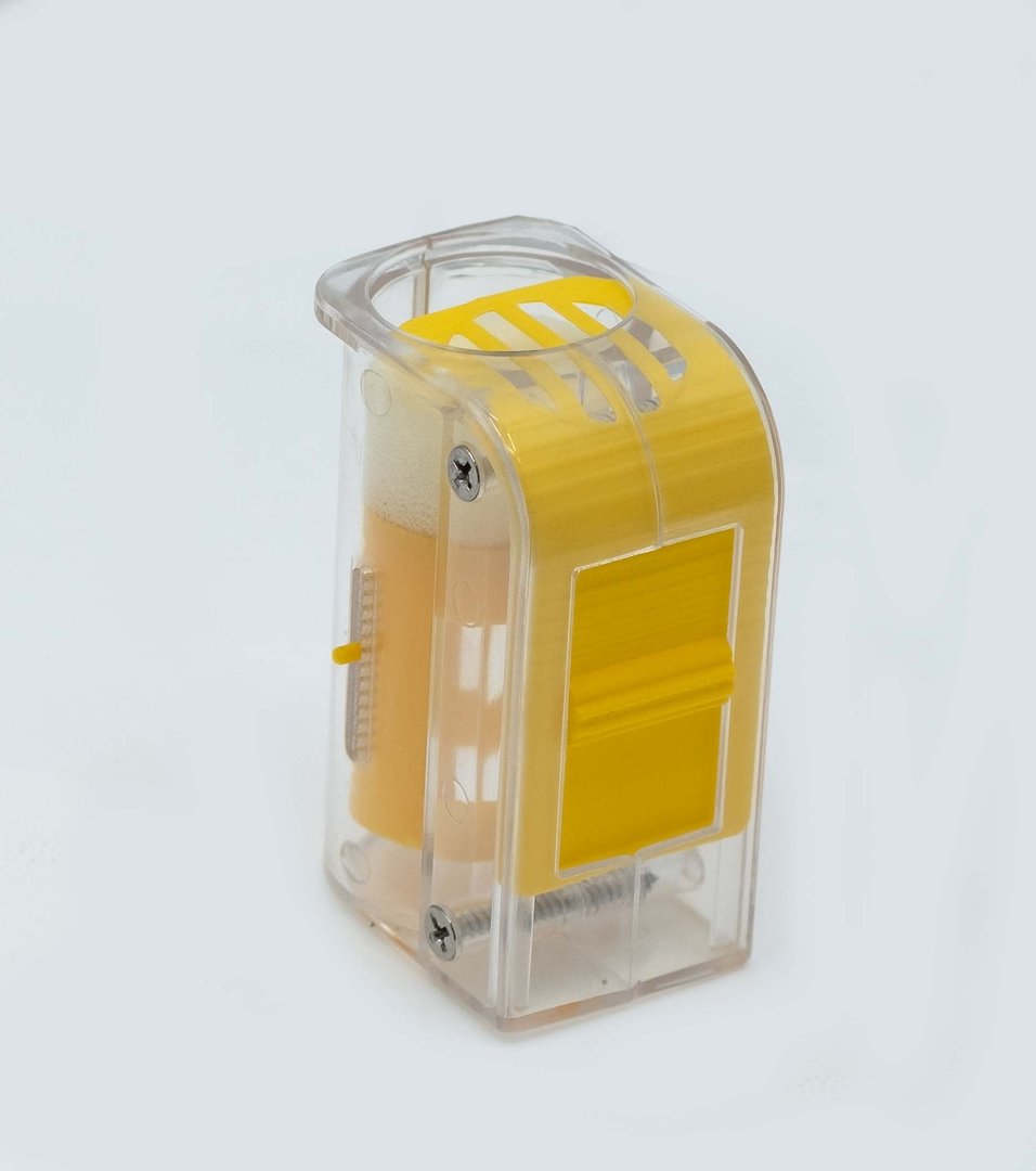 Queen Marking, Marking Piston, Catching, Drawing, Caging of Queen Bees, One-Handed Queen Marking