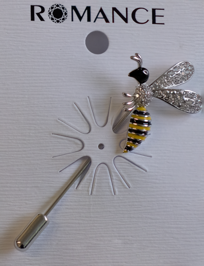 Épingle sur broche abeille avec étoile, bijoux fantaisie de taille moyenne au design abeille