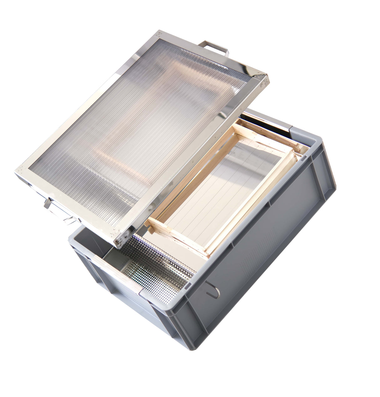 Compact sun wax melter for 1-2 honeycombs with plastic housing