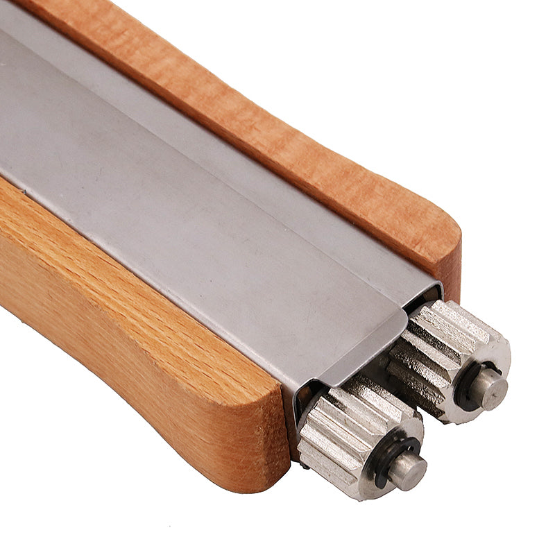 Wire tensioner for frame wire