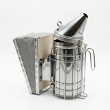Fumoir professionnel en acier inoxydable Amiskoker de style Dadant avec soufflet en cuir.